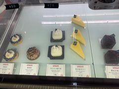 墨提斯-UNI UNI(环亚凯瑟琳店)