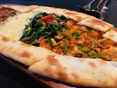 四季皮塔饼-Efes Turkish & Mediterranean Cuisine 艾菲斯餐厅(陆家嘴店)