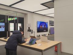 -华为智能生活馆(上海金桥国际商业广场)