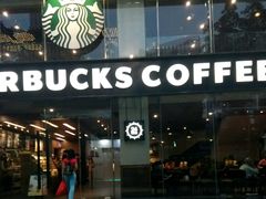 门面-星巴克(广州淘金路店)