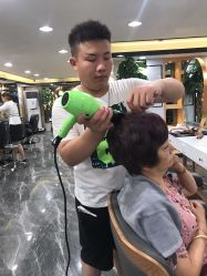 -倾城护肤造型