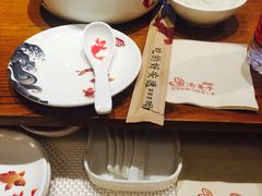 -渝是乎川渝小炒(新世界百货望京店)