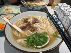 -鑫花溪牛肉米粉(凤凰街创始总店)