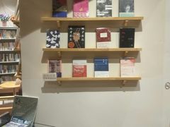 -猫的天空之城概念书店(丽江古城饮玉巷店)