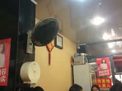 大堂-潘国仙耳光馄饨(黄家阙路店)