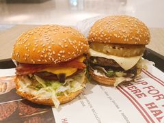 -The Habit Burger Grill 哈比特汉堡(复兴soho店)