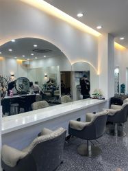 -CACA HAIR SALON