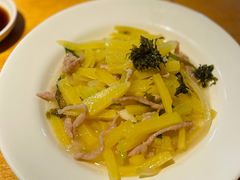 洋山芋榨菜肉丝-沪西老弄堂面馆(定西路店)