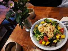 鲜虾牛油果色拉-AFS Cafe & Canteen(闽江二路店)