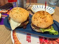 -必胜客(上海华谊新所店)