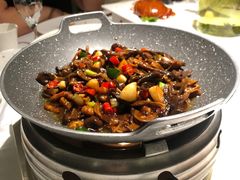-贝勒爷·酥不腻烤鸭