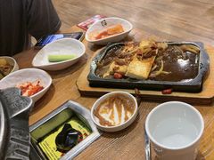 -喇喇排骨火锅·传统韩式脊骨汤(望京西园总店)