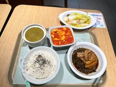 -老乡鸡(上海品尊国际中心店)