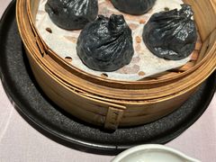 黑松露鲜肉小笼包-米桃·苏园·苏锡菜(仁恒仓街店)
