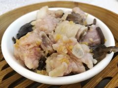 金蒜蒸排骨-畔山酒店中餐厅