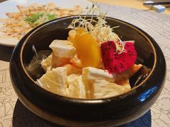 凤梨虾球-穹六人间 people 6(岳阳路店)
