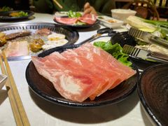 肥牛-明洞轩正统韩国自助烤肉大渡口店(新天泽国际广场店)