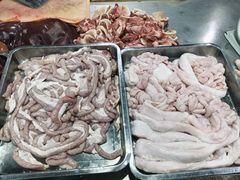 -标记美食新鲜猪杂(兴南大道店)