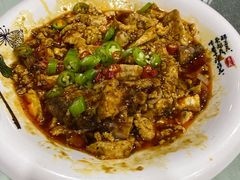 -鸿运美食府