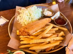 经典炸鱼薯条-COMMUNE RESERVE幻师(华贸店)