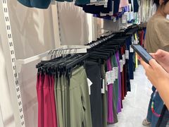 -lululemon(比斯特购物村店)