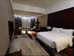 -广州天河希尔顿酒店