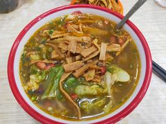 -塞上张记桂林米粉(金凤万达店)