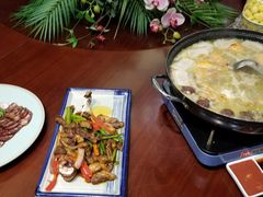 -胡记饭店(保工街店)