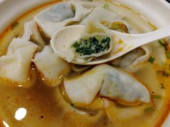 菜肉大馄饨-小梅园饭堂(东方路店)