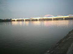 -灞河西岸滨河公园