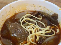 -江三王记牛杂馆(总店)