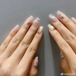 -悦指间美甲美睫