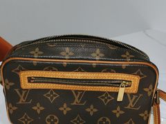 -聚云奢二手奢侈品黄金手表包包回收·中古店(中福城店)