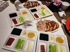 -皇城根·鲁菜济南菜·吊炉烤鸭·炒鸡鱼头(济南旗舰店)
