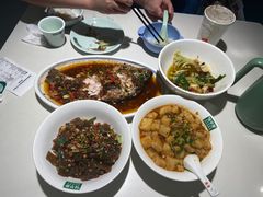 -绿草地·湘菜(7mall店)