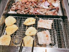 -张牌牌·东北烤肉小吃市集(金楠天街店)