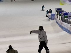 -绍兴启迪乔波冰雪世界