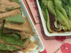 -精悦蓉(松江万达广场店)