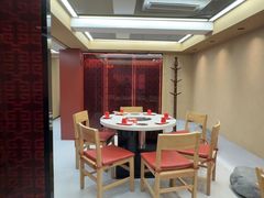 -袁记串串香(梁家巷店)