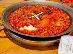 -四小区火锅·巷子里的重庆火锅(花照壁店)