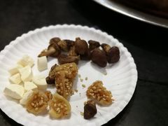 -东巴谷野生菌火锅餐厅