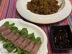 -香巴拉云南餐厅(华莱坞店)