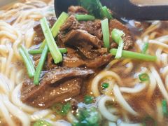 -李先生牛肉面大王(济南火车站候车室店)
