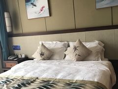 -大理洱海龙湾假日酒店