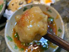 -渝嘴小老弟老火锅(华新村店)