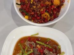 -独一佳老胡湘菜馆(矿山路店)