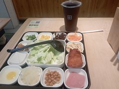 -阿香米线(凯德广场.1818店)