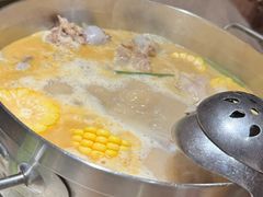 -肥仔文澳门猪骨煲(南京西路店)