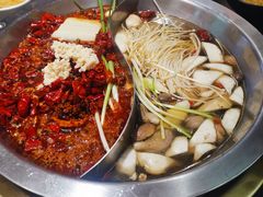 -沸炉重庆老火锅(军事博物馆店)