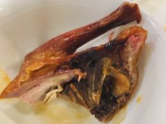 生烧乳鸽皇-广州酒家(文昌总店)